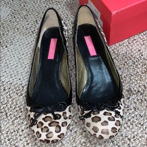 Leopard skin shoes size 9